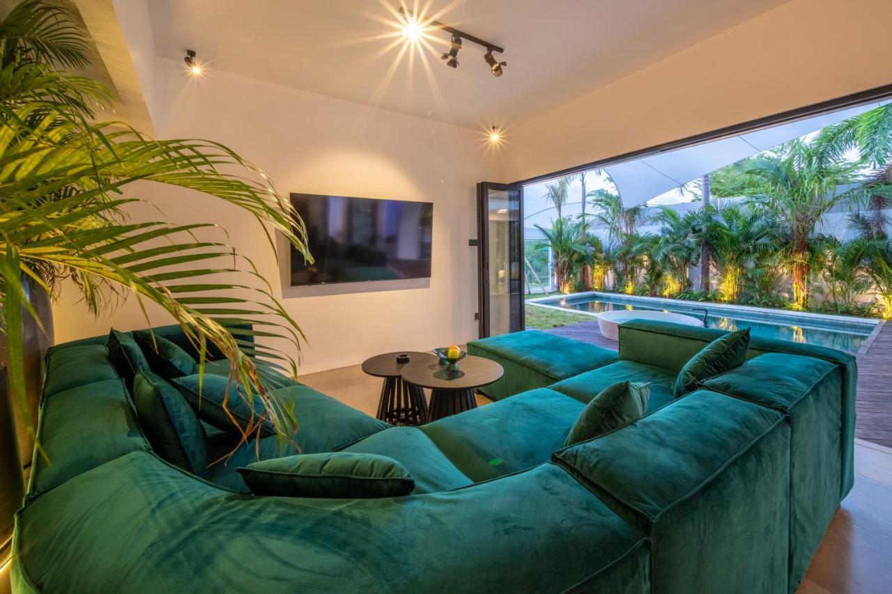 Rice Field View With Sauna Projector And Jacuzzi Unique Design Canggu Extérieur photo